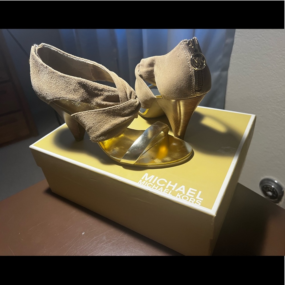 Michael Kors Orchard Zip Back Heels - Peanut - Barely worn with original box.